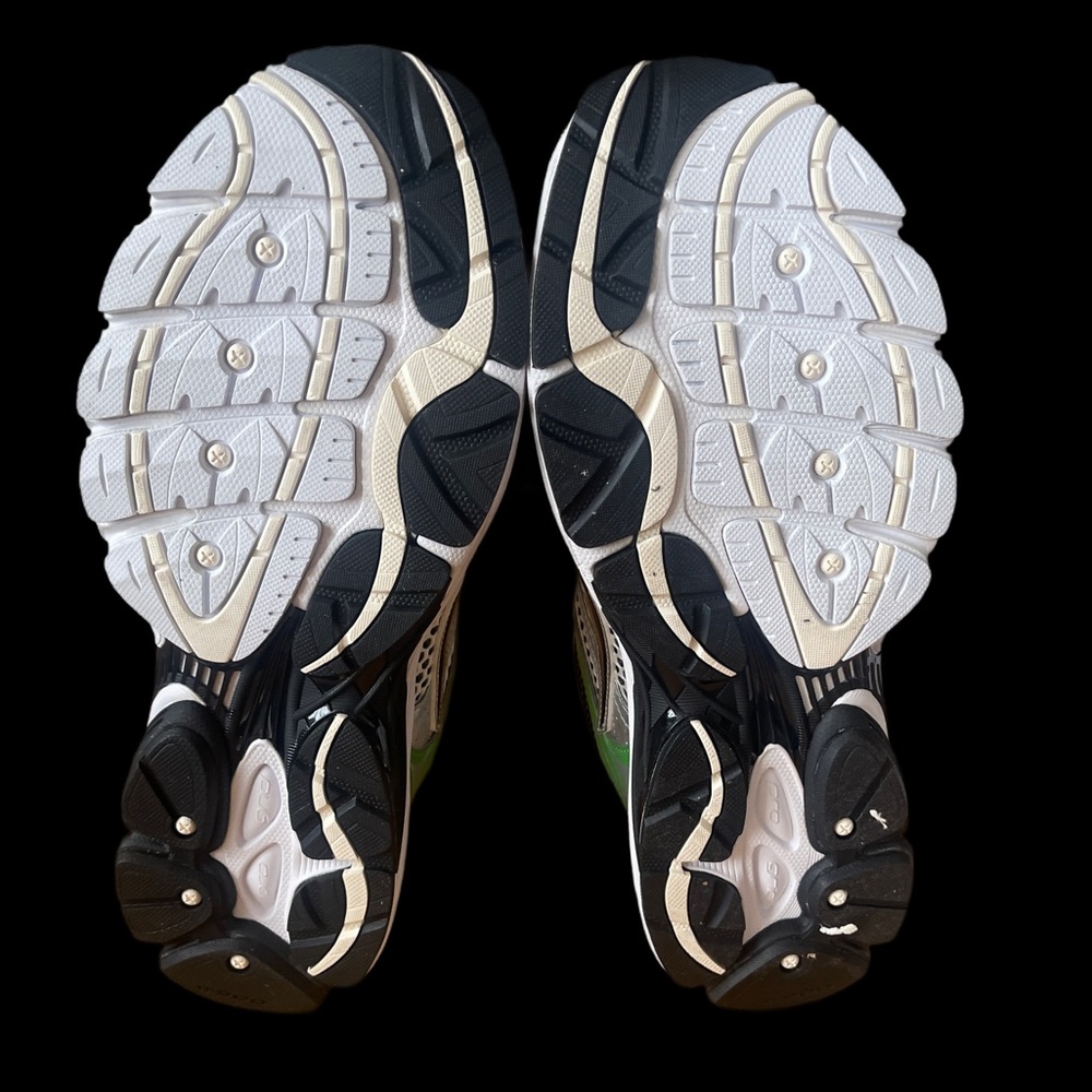 Saucony PROGRID OMNI 9 Silver/Green Men’s size 11 Lifestyle runners *NEW* - Picture 6 of 10
